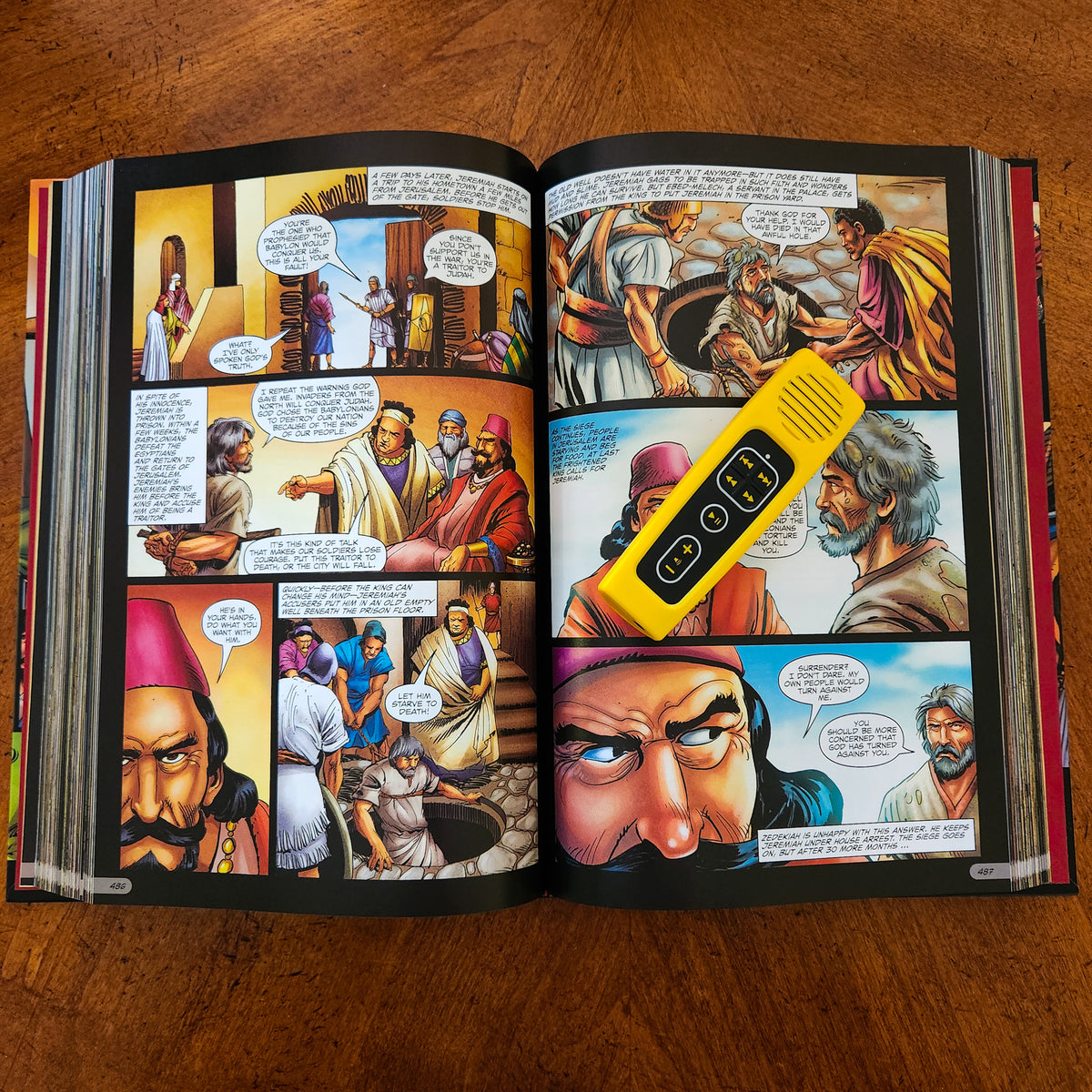 Daily Bible Reader for Kids The Action Bible (Ages 8-12)