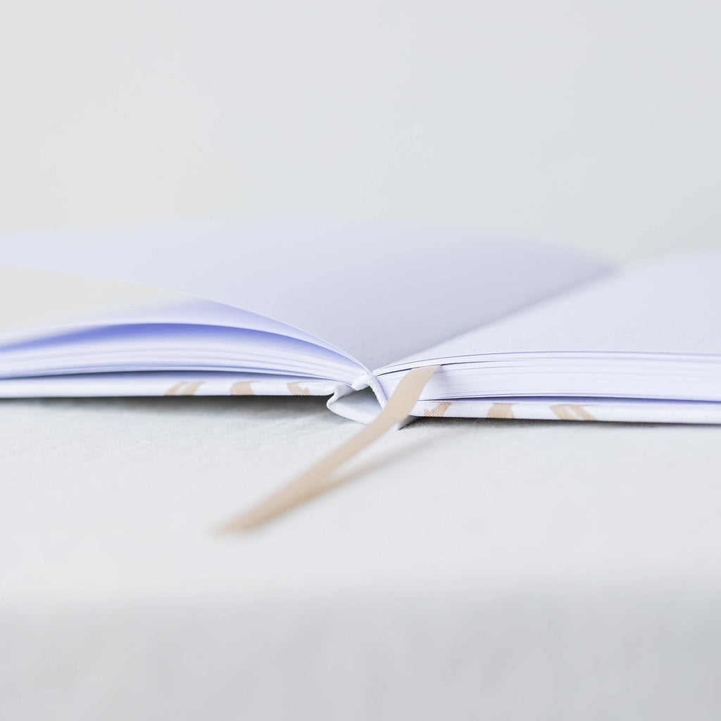 The Everly Notebook: Dot Grid
