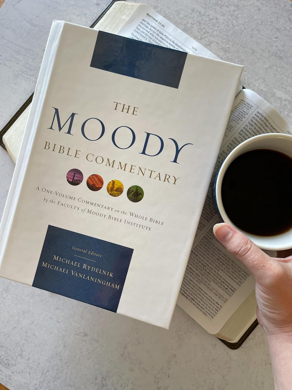 Moody Bible Commentary