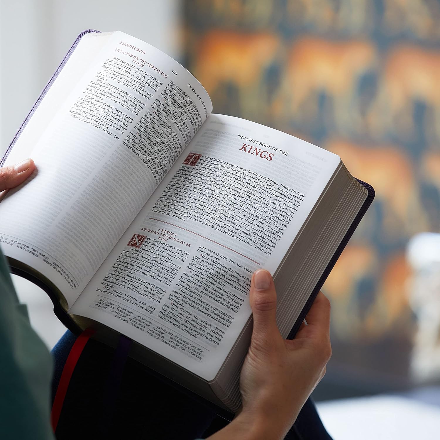 NKJV, Personal Size Reference Bible, Sovereign Collection, Leathersoft, Brown, Red Letter, Comfort Print: Holy Bible, New King James Version